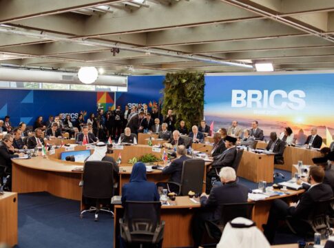 declaracao-do-brics-critica-aumento-de-tarifas,-mas-poupa-eua