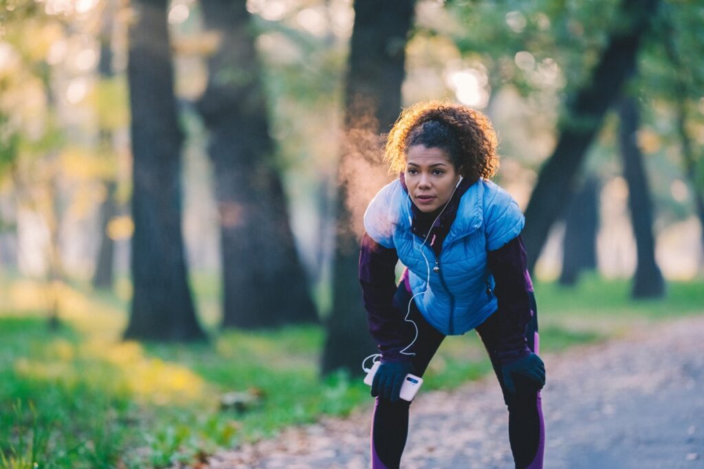 corrida-no-inverno:-5-dicas-para-manter-o-ritmo-dos-treinos-no-frio
