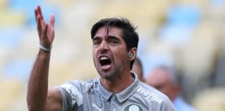abel-ferreira-e-denunciado-no-stjd-e-pode-pegar-ate-6-jogos-de-suspensao