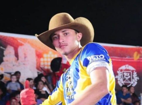 video:-peao-morre-em-rodeio-apos-ser-pisoteado-por-boi