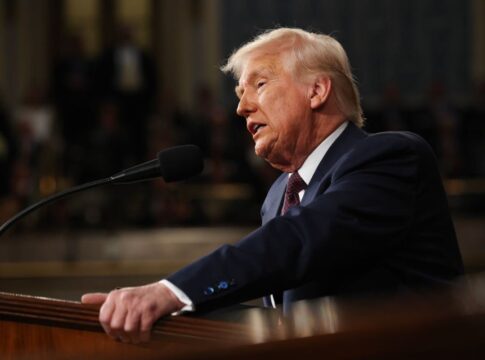trump:-musk-esta-“fora-dos-trilhos”-apos-criacao-de-novo-partido