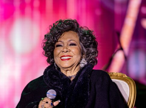 alcione-abre-o-jogo-sobre-a-vida-amorosa:-“namoradeira”