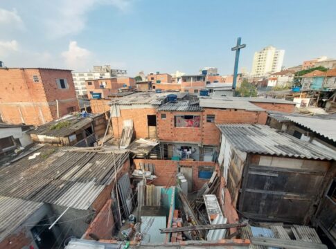 mulher-relata-ameacas-por-trocar-favela-pela-cdhu:-“vou-atras-de-voce”