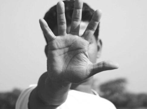 “neguinho-ladrao”:-com-401-casos,-injuria-racial-cresce-8,4%-no-df