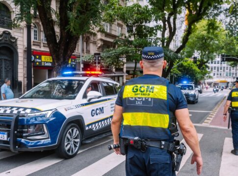 homem-e-preso-apos-furtar-carro-com-duas-criancas-autistas-em-sp