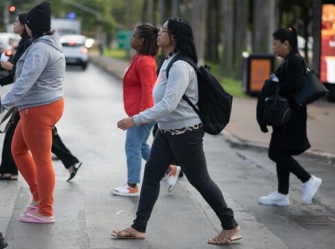 dia-comeca-gelado-em-partes-do-pais-e-nova-frente-fria-se-aproxima