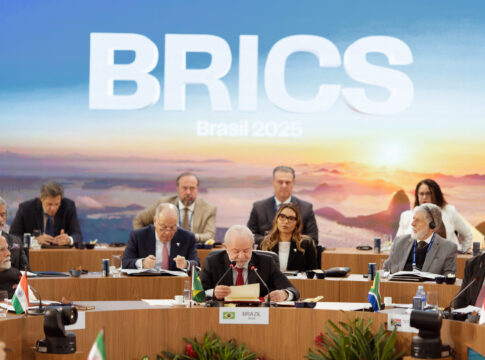 brics:-lula-critica-negacionismo-e-cobra-“justica-climatica”