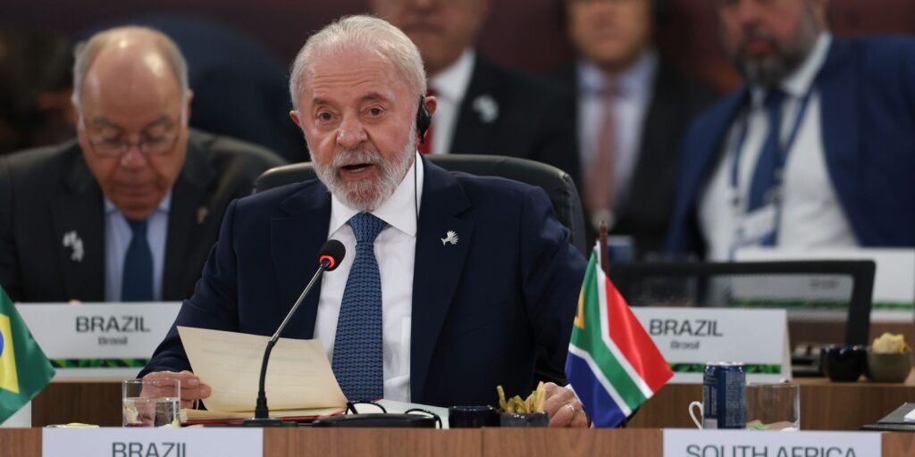 lula-critica-incentivos-financeiros-ao-setor-de-combustiveis-fosseis