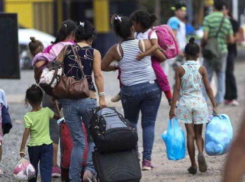 brasil:-venezuelanas-tem-dificuldade-de-integracao-socioeconomica