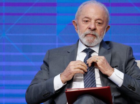 lula-rebate-defesa-que-trump-fez-de-bolsonaro:-“nao-aceitamos-tutela”