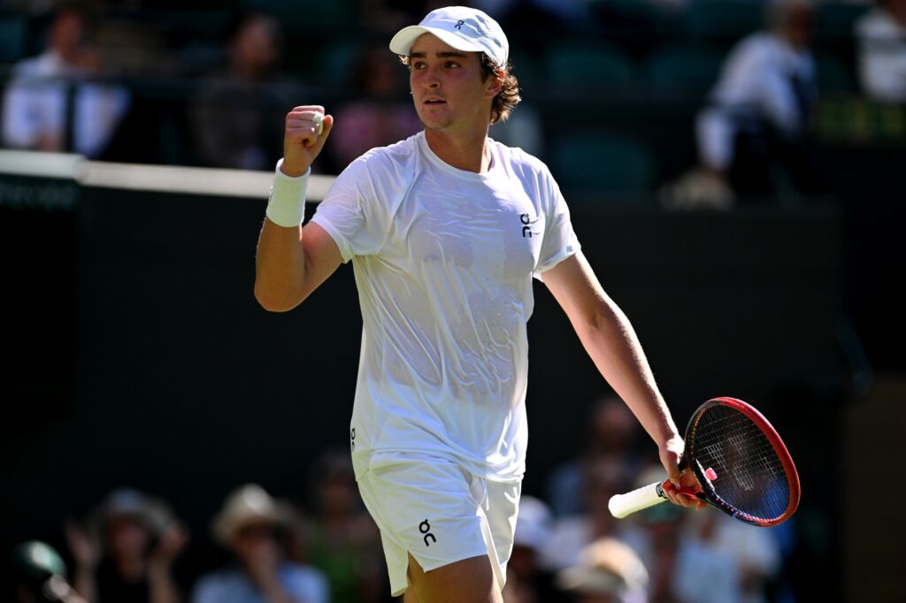 joao-fonseca-atinge-marca-inedita-apos-campanha-em-wimbledon