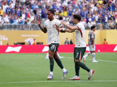 joao-pedro-aplica-a-lei-do-ex-contra-o-fluminense-no-mundial;-assista