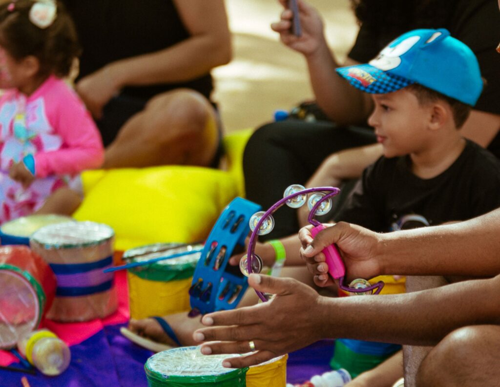 dia-na-praia:-programacao-infantil-traz-colonia-de-ferias