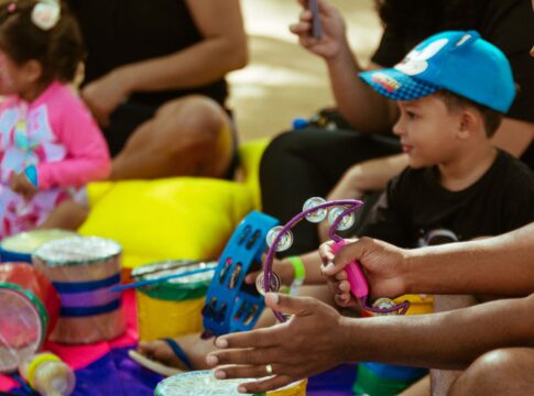 dia-na-praia:-programacao-infantil-traz-colonia-de-ferias
