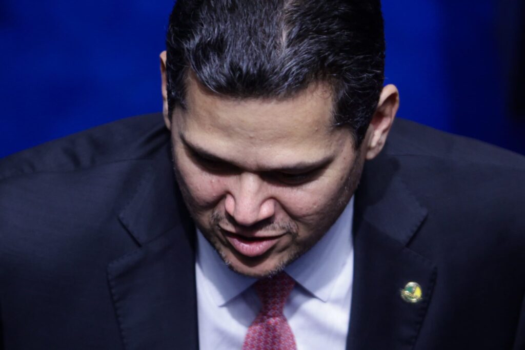 alcolumbre-garante-aumento-de-deputados-mesmo-que-lula-nao-sancione