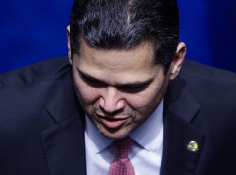 alcolumbre-garante-aumento-de-deputados-mesmo-que-lula-nao-sancione