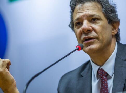 haddad:-bets-ganham-fortuna,-mas-mandam-dinheiro-para-fora-do-pais