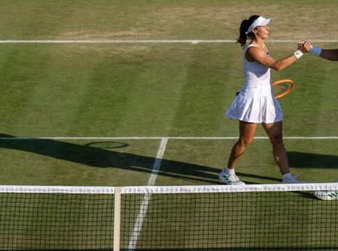 luisa-stefani-vai-a-final-de-duplas-mistas-no-torneio-de-wimbledon