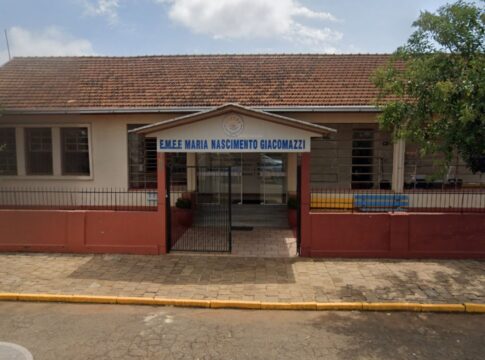monitor-atingiu-adolescente-com-pa-para-desarma-lo-em-escola-do-rs