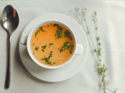 caldo-de-abobora-com-carne-moida:-esquente-as-noites-frias-com-sabor