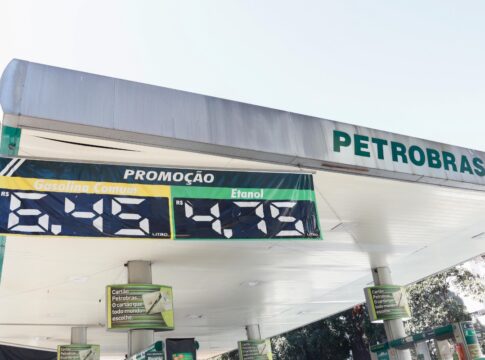 preco-da-gasolina-cai-no-df-dias-apos-agu-pedir-investigacao-a-pf