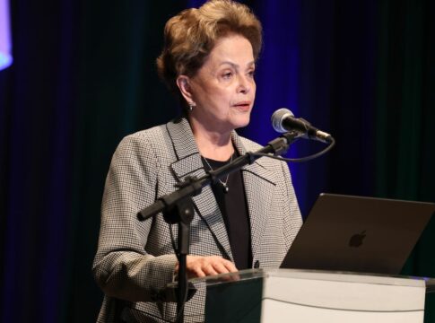 dilma:-banco-do-brics-tera-30%-da-carteira-em-moedas-locais-em-2026