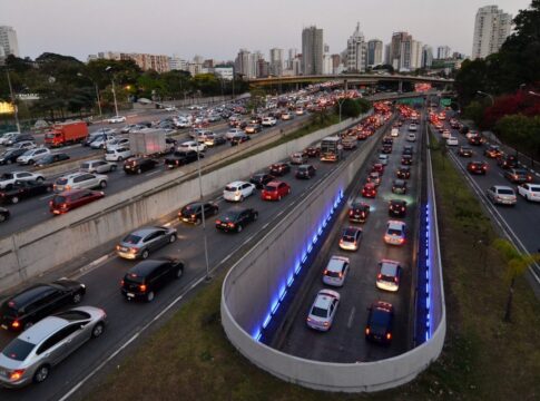 rodizio-de-veiculos-volta-a-valer-nesta-quinta?-saiba-as-restricoes