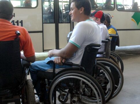 encceja-exterior:-recurso-para-atendimento-especializado-vai-ate-sexta
