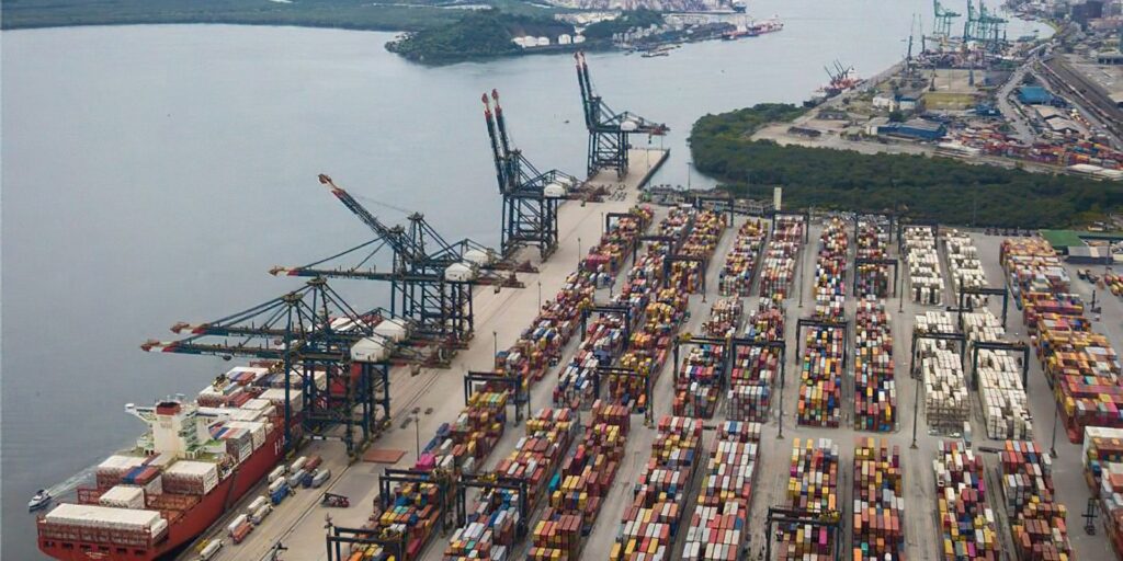centrais-sindicais-dizem-que-tarifaco-de-trump-e-ataque-a-soberania