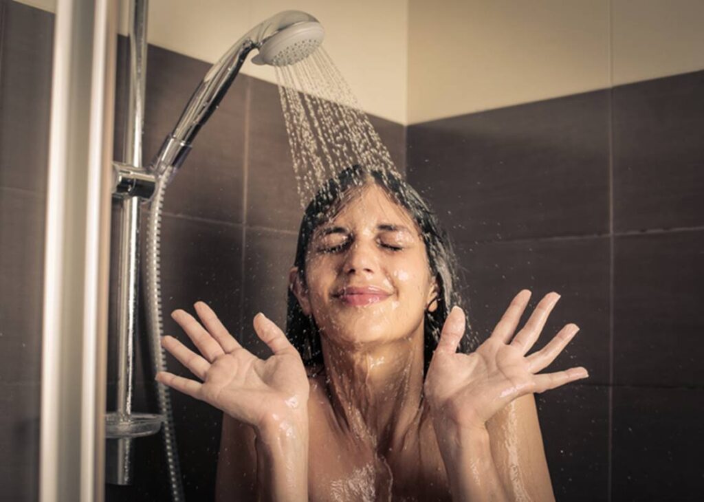 banho-diario-no-frio-e-mesmo-necessario?-dermatologista-responde