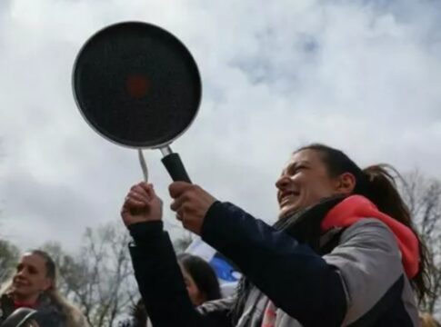 fabricantes-de-panelas-teflon-sao-acusadas-de-propaganda-enganosa