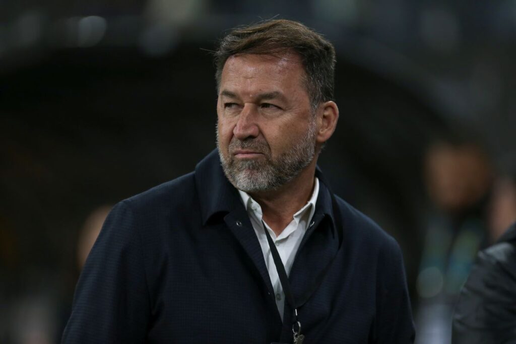 vai-de-bet:-mpsp-denuncia-augusto-melo-e-ex-dirigentes-do-corinthians