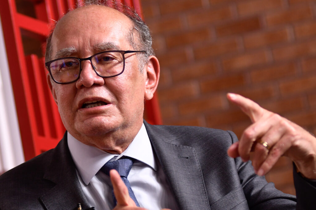 gilmar-mendes:-stf-sofreu-ataques-como-nenhuma-outra-corte-do-mundo