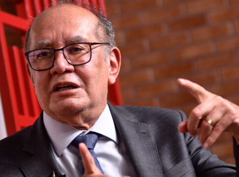 gilmar-mendes:-stf-sofreu-ataques-como-nenhuma-outra-corte-do-mundo
