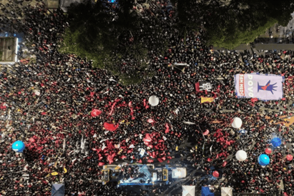 ato-da-esquerda-levou-mais-gente-a-paulista-do-que-bolsonaro,-diz-usp