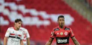 flamengo-x-sao-paulo:-crespo-estreia-em-reencontro-com-fantasma-de-21