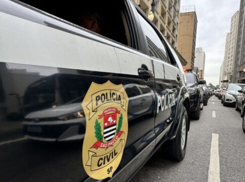 confundidos-com-traficantes,-policiais-civis-sao-baleados-pela-rota