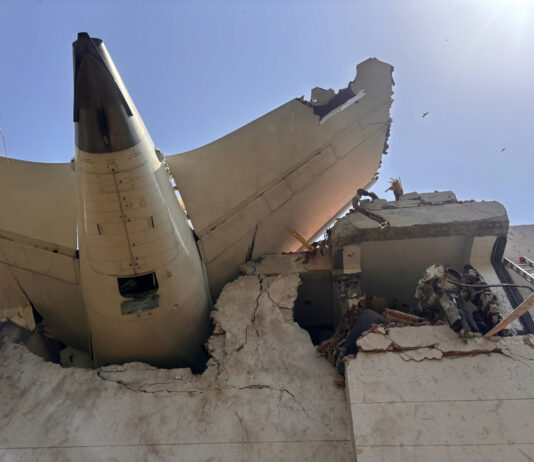 air-india:-combustivel-foi-cortado-pouco-antes-da-queda-que-matou-260
