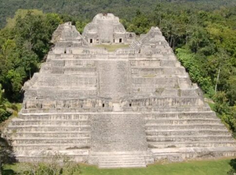 arqueologos-descobrem-tumulo-de-antigo-rei-maia-em-belize