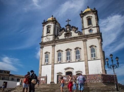 igreja-do-bonfim,-em-salvador,-inaugura-columbario-para-cinzas