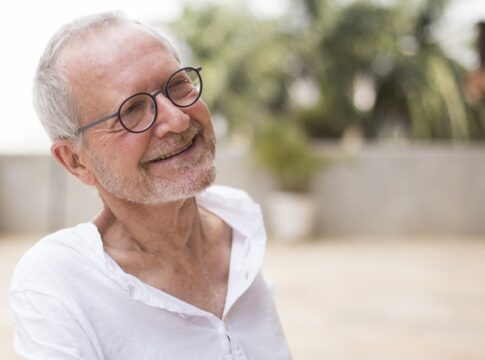 morre-o-cineasta-e-critico-jean-claude-bernardet,-aos-88-anos