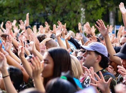 marcha-para-jesus-deve-reunir-15-mil-pessoas-em-niteroi-no-sabado-(19)
