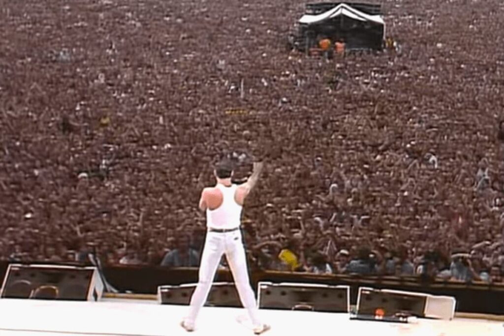 ha-40-anos,-queen-fazia-historia-no-palco-do-live-aid:-relembre