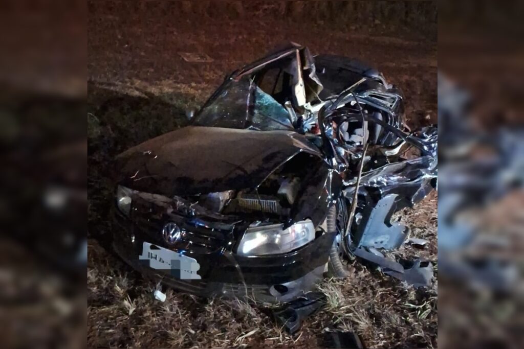 jovem-de-25-anos-morre-em-acidente-entre-carro-e-caminhao-na-br-070