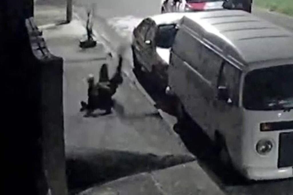video:-pm-e-baleado-em-abordagem-no-interior-de-sp.-suspeito-foi-morto