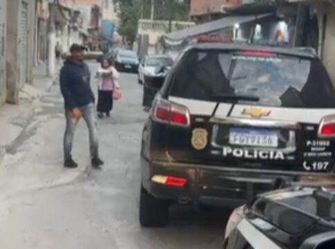 video-mostra-policial-instantes-antes-de-ser-baleado-por-pm-da-rota