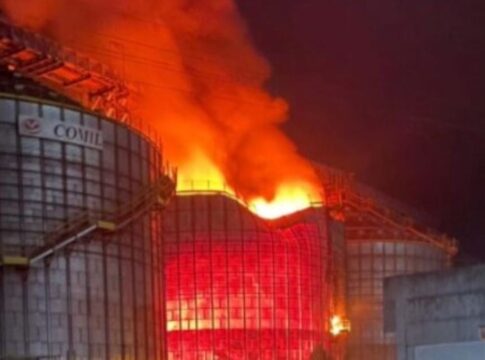 incendio-de-grandes-proporcoes-atinge-fabrica-de-graos-no-rs