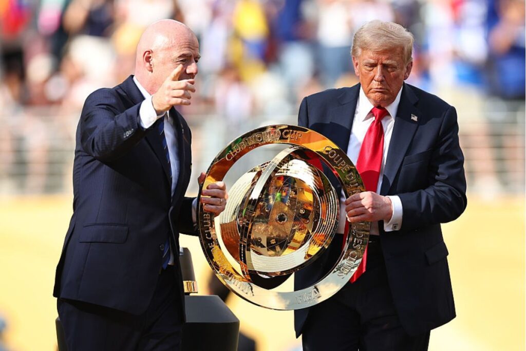 video:-trump-e-vaiado-durante-entrega-de-trofeu-do-mundial-de-clubes