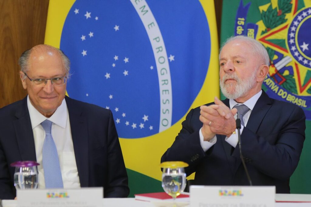 lula-se-reune-com-alckmin-e-ministros-para-discutir-reacao-a-trump