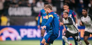 veja-analise-do-var-em-penalti-polemico-em-corinthians-x-bragantino